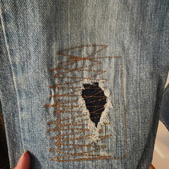 Levi's vintage low boot cut 527 flares with patches - Picture 4 of 8